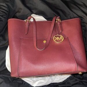Michael Kors Burgundy Jet Set Tote + Wristlet Wallet – Barely Used Set